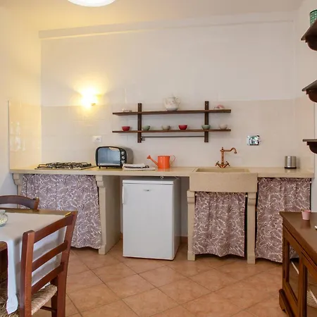 Agriresidence Debbiare Holiday home Riparbella