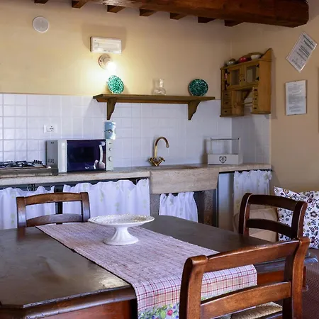 Agriresidence Debbiare Holiday home Riparbella