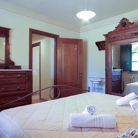 Holiday home Agriresidence Debbiare *