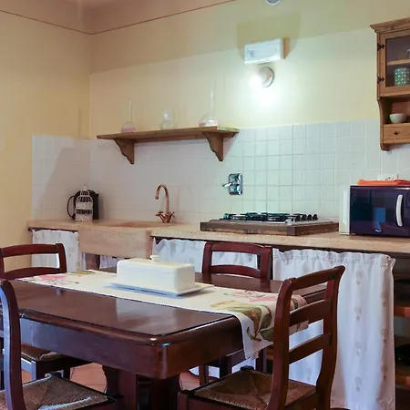Agriresidence Debbiare Holiday home Riparbella