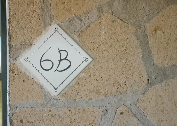 Agriresidence Debbiare בית נופש ריפרבלה